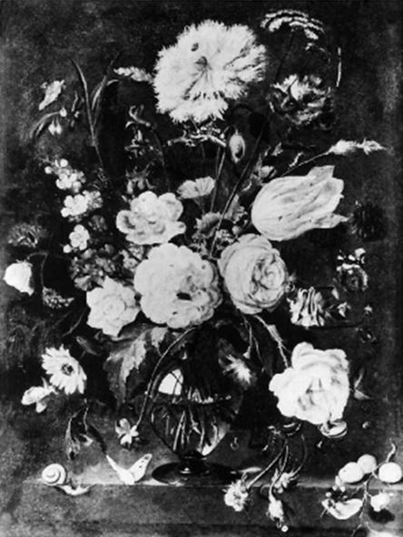 Vase with flowers. label QS:Len,"Vase with flowers." label QS:Lpl,"Wazon z kwiatami."